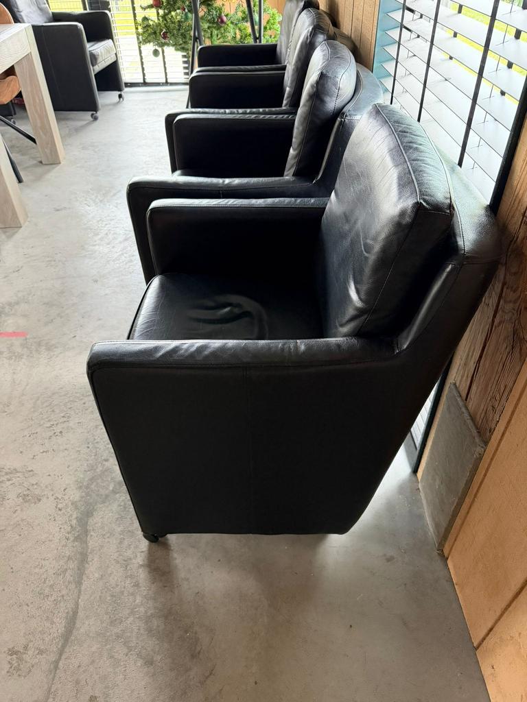 Gratis 6 eetkamer fauteuils