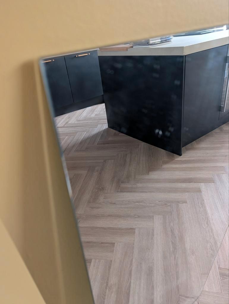 GRATIS: Grote rechthoekige spiegel 50x110 cm