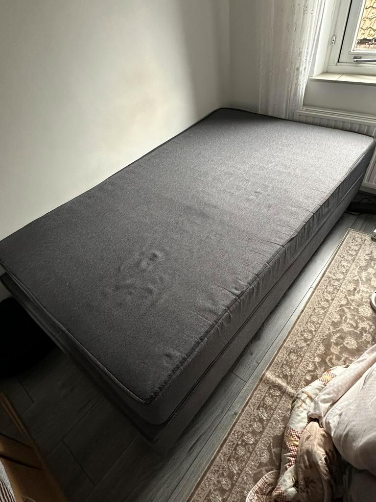 1-2 persoonsbed 120cm GRATIS/FREE