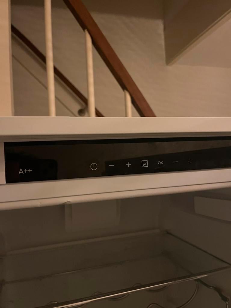 Koelvriescombinatie ijskast koelkast, werkt goed en gratis