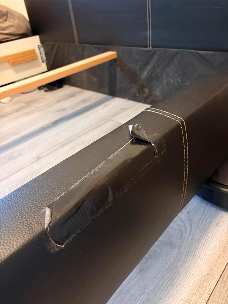 Gratis afhalen - bed frame 160 x 200 voor matras 140 x 200