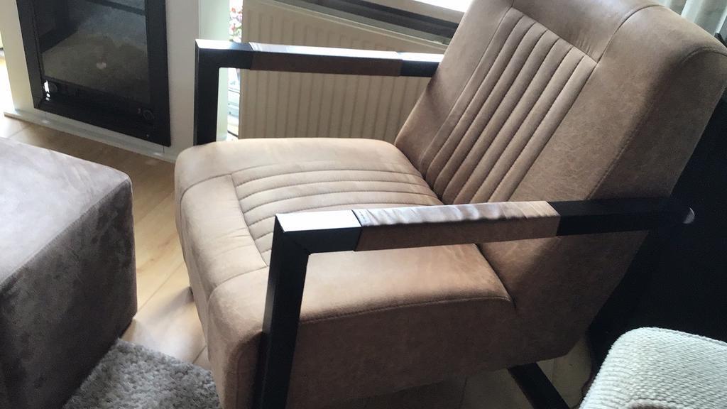 2 Fauteuils , zo snel mogelijk ophalen