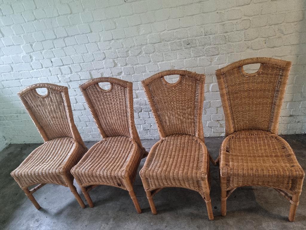 Rietenhoutenstoelen 4 stuks