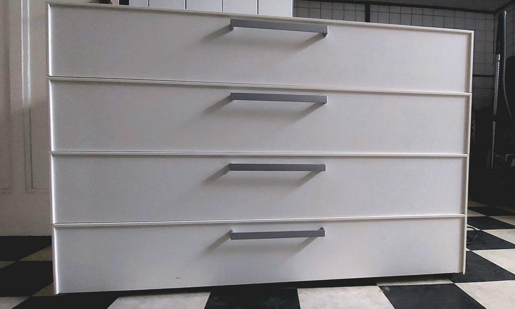 Ladenkast, lxbxh ca 119 x 46 x 79 cm