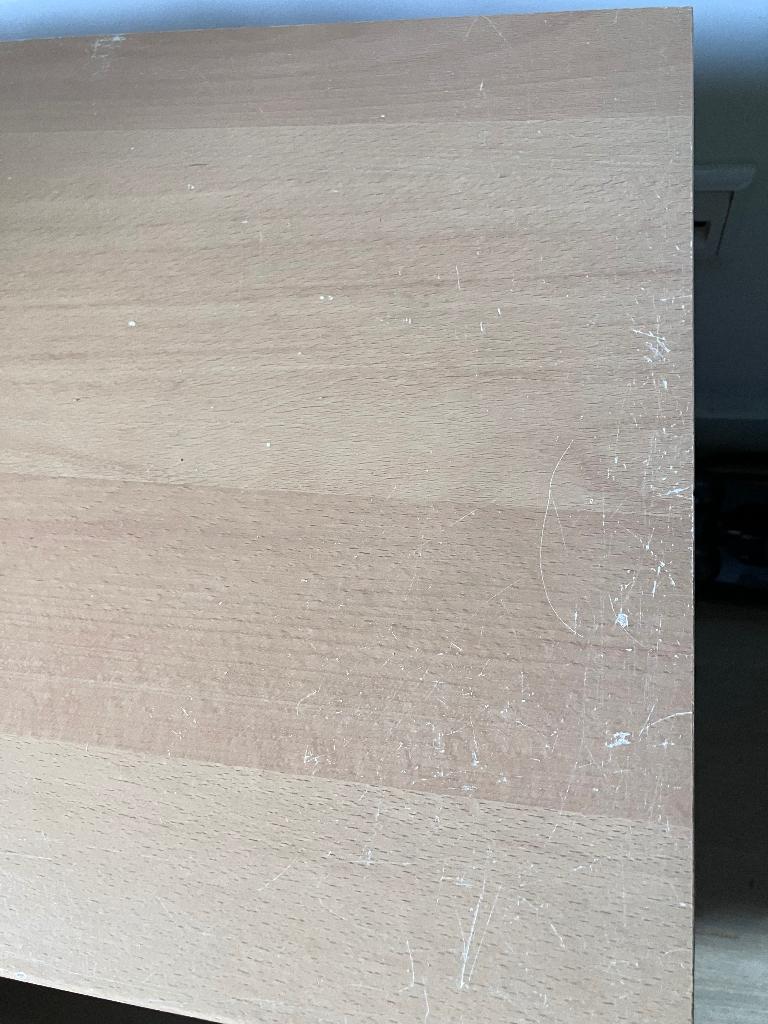 TV kastje gratis ophalen zsm.