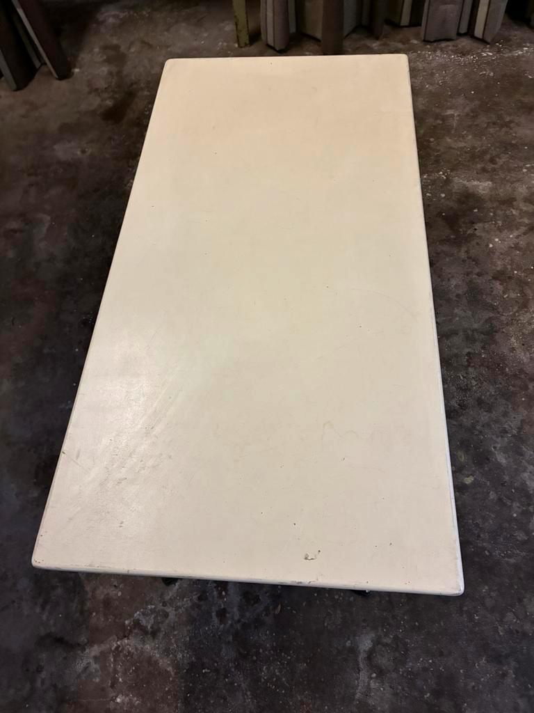 Salon tafel / bijzettafel