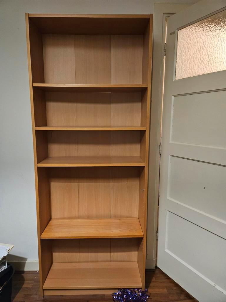 Gratis afhalen - gebruikte boekenkast