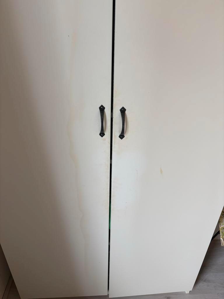 Gratis gebruikte kledingkast - zelf ophalen