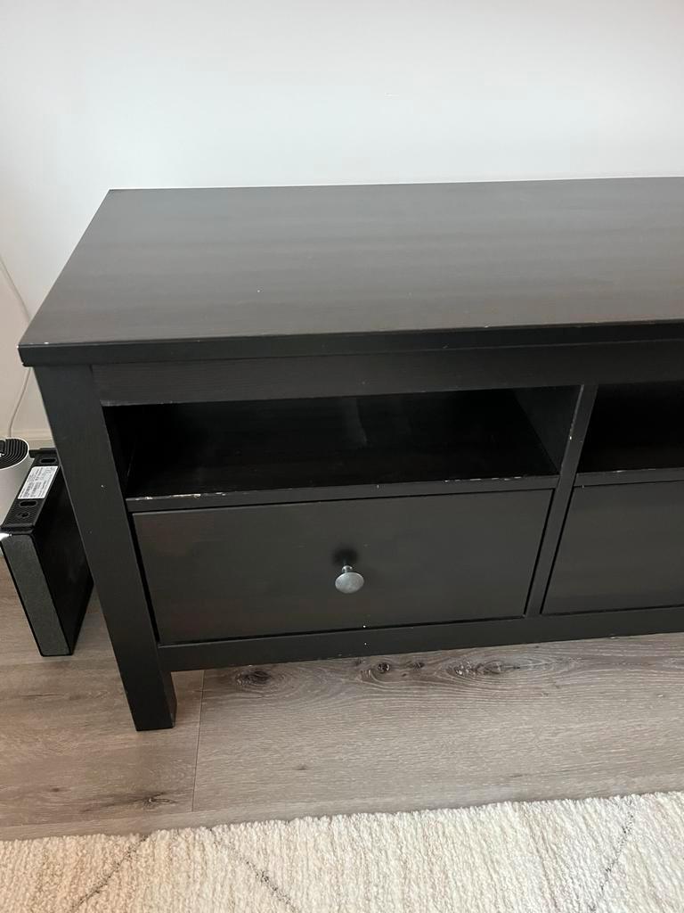 Tv meubel - L149xB46xH57 - Gratis af te halen