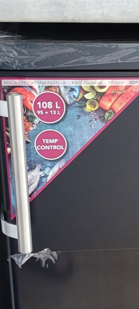 Domo koelkast met vriesvakje GRATIS