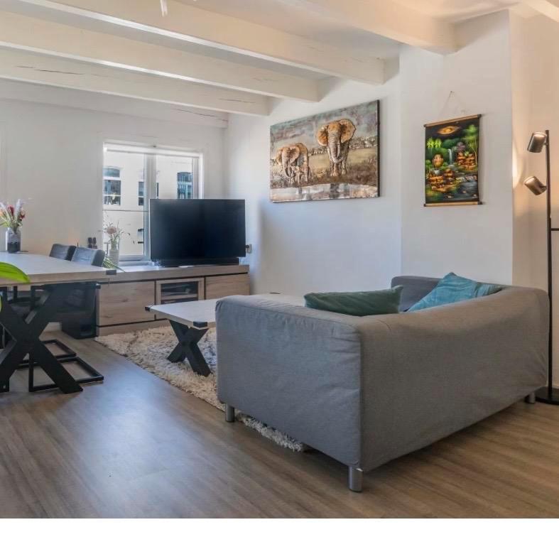 Tweezits bank - gratis af te halen