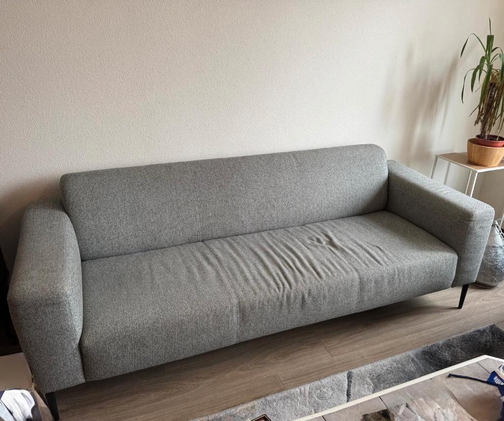 Grijze bank gratis ophalen