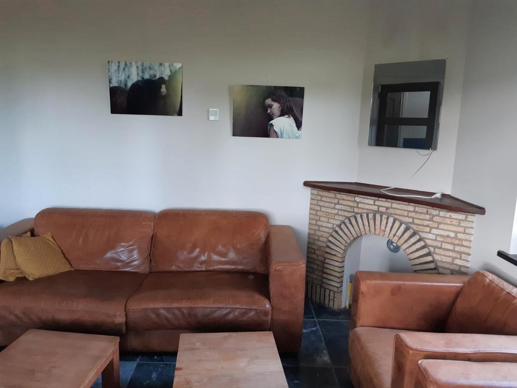 Lederen 2-zitsbank met 2 fauteuils