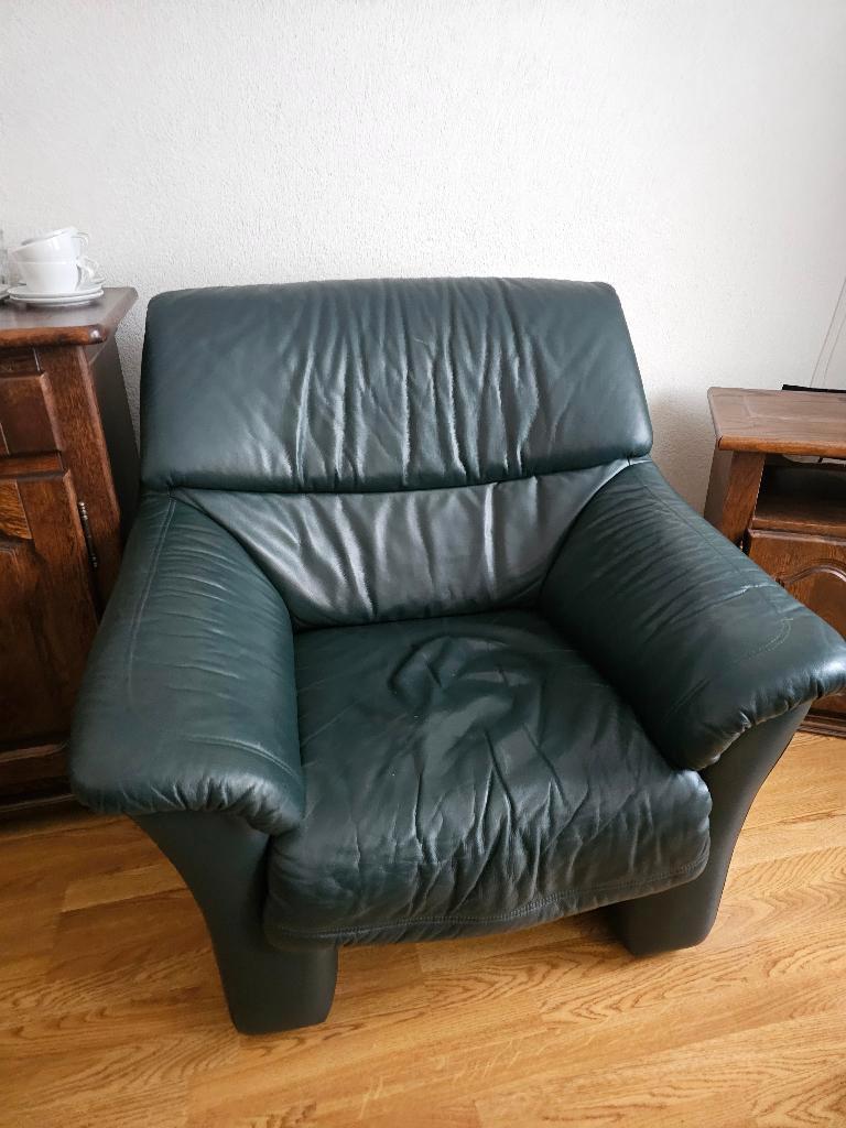 GRATIS! Leren bank met 2 fauteuils