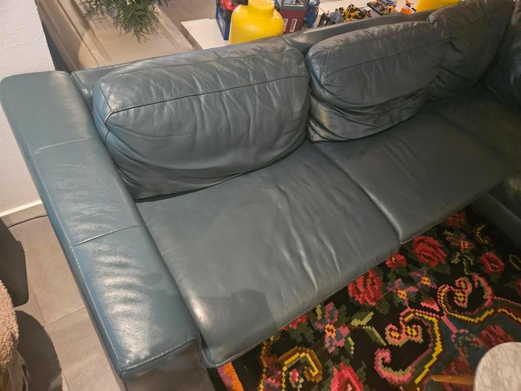 Groene leren hoekbank - vanaf 17 maart ophalen