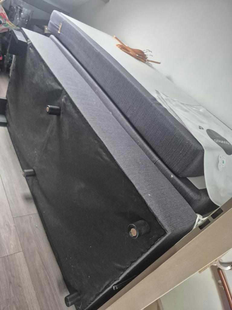 Gratis boxspring + hoofdbord