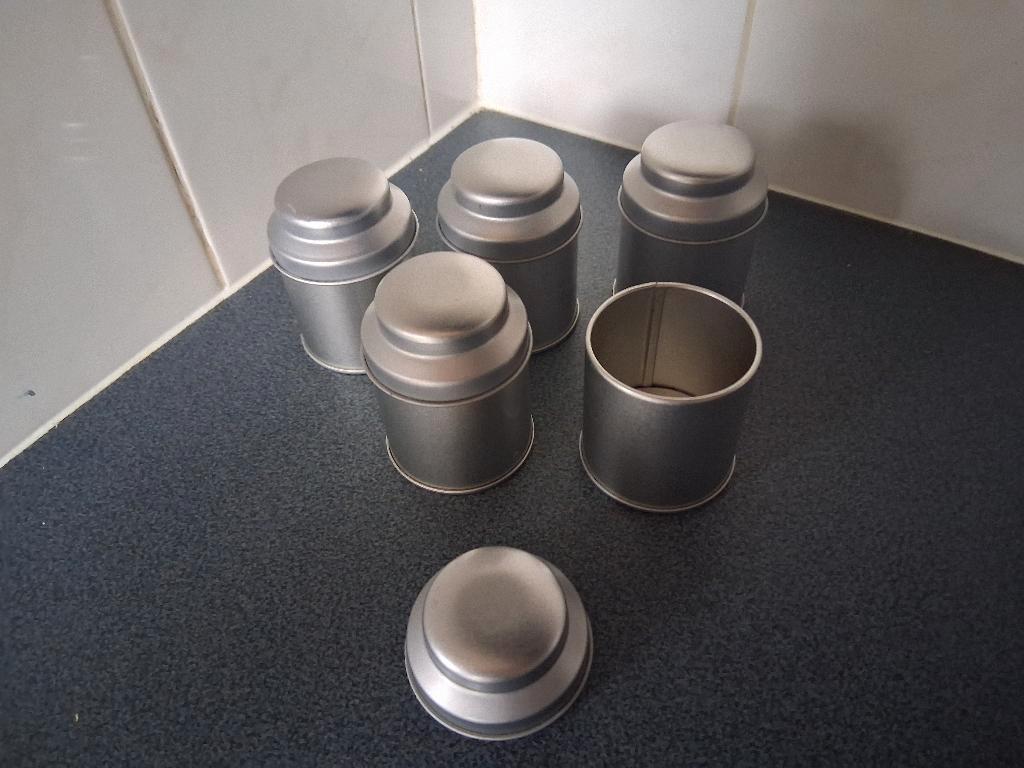 Theeblikjes, set van 5