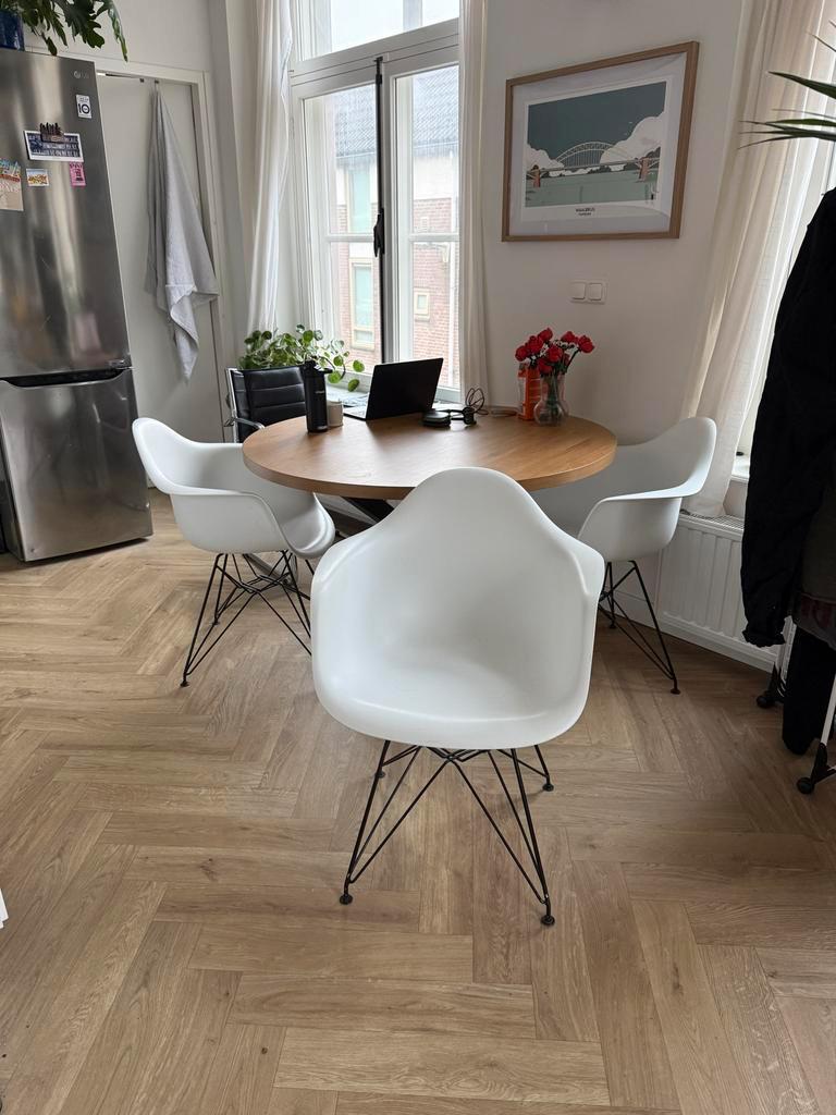 Set van 4 witte stoelen