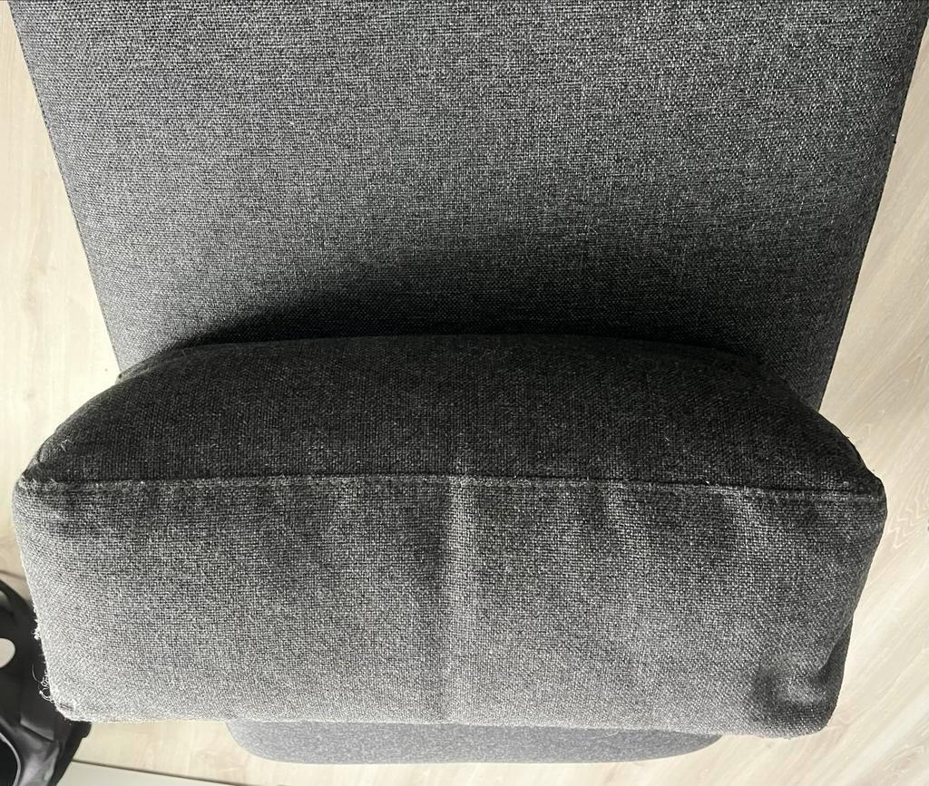 Gratis ophalen! Grijze Rechthoekige Stoffen Voetenbank