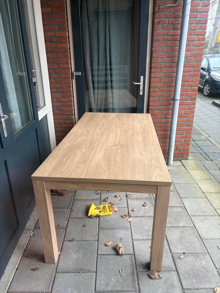 Gratis houten tafel