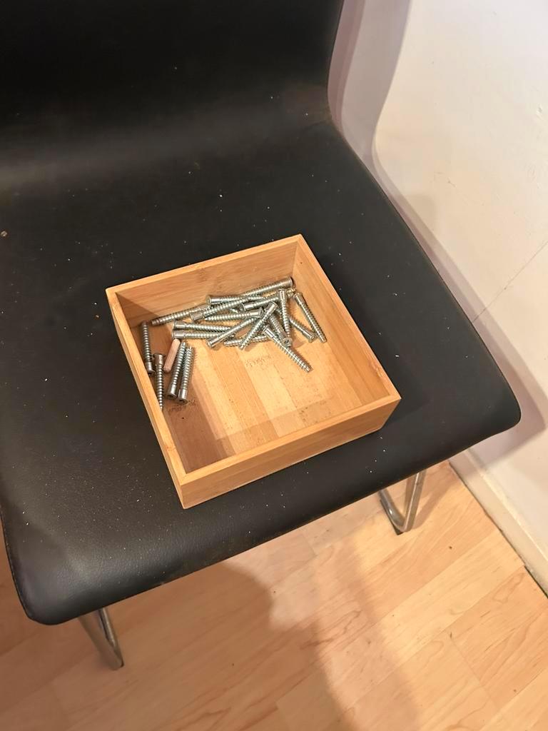 GRATIS Twee IKEA KLEPPSTAD kasten