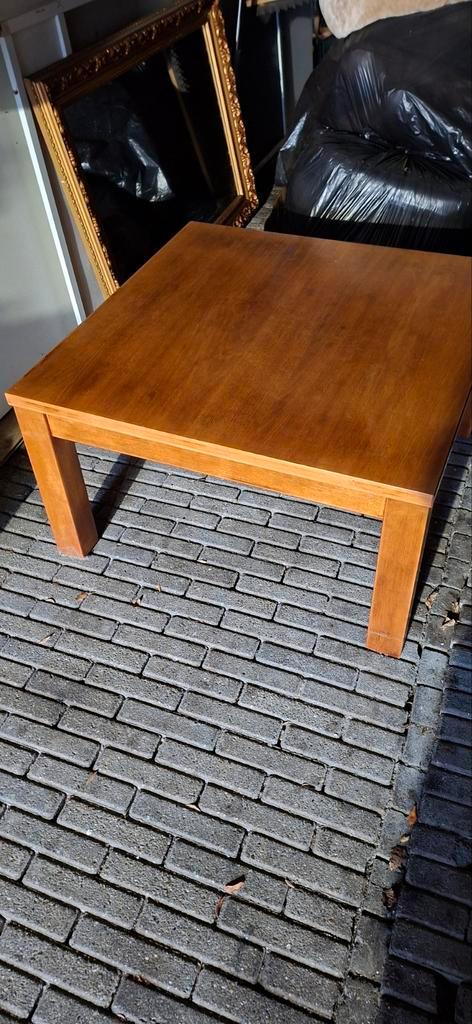 Spiegel + Bijzettafel  Gratis.