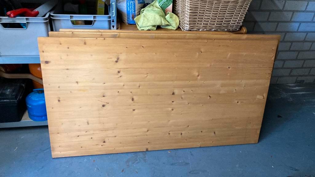 Grenen tafelbladen en losse poten GRATIS AF TE HALEN