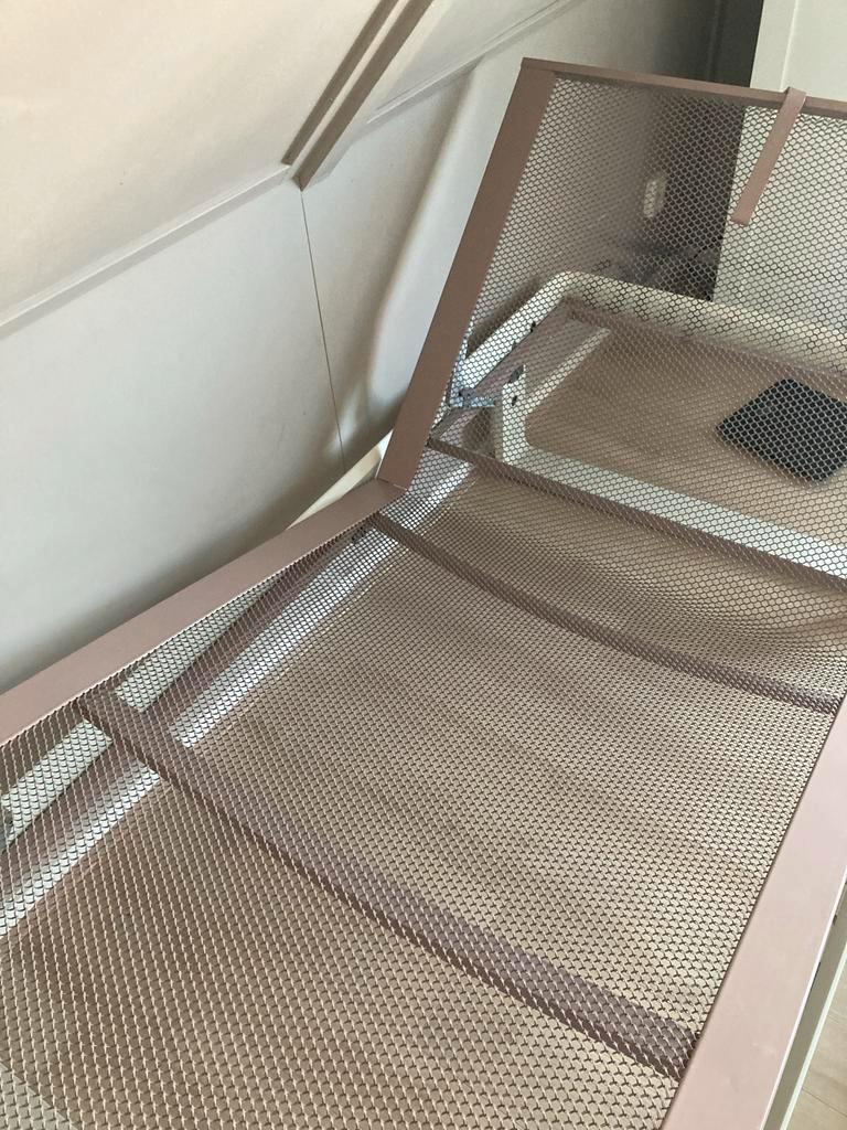 Gratis 1-persoons Auping bed, verstelbaar