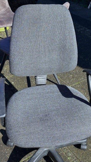 Bureaustoel grijs stof
